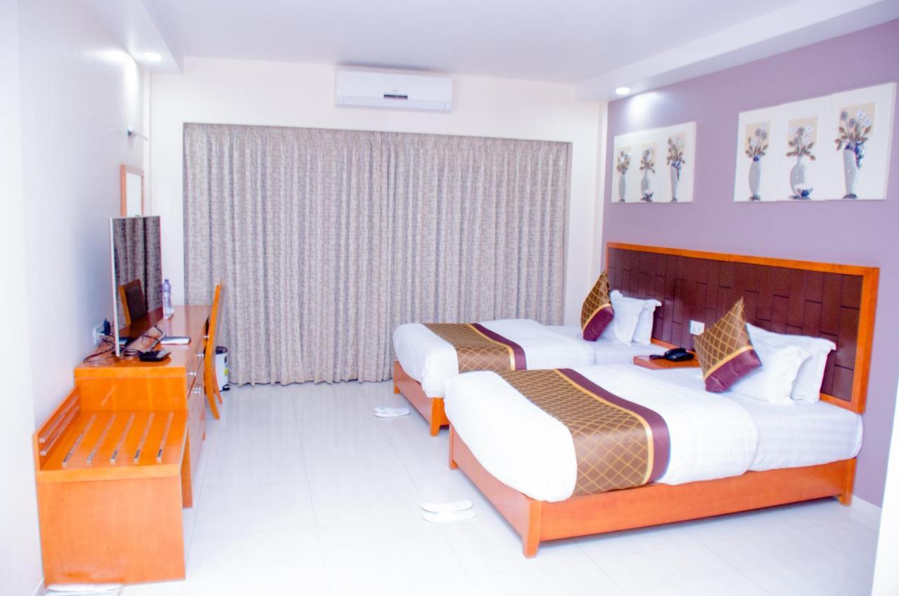 Hotel Platinum Kinshasa Exterior foto