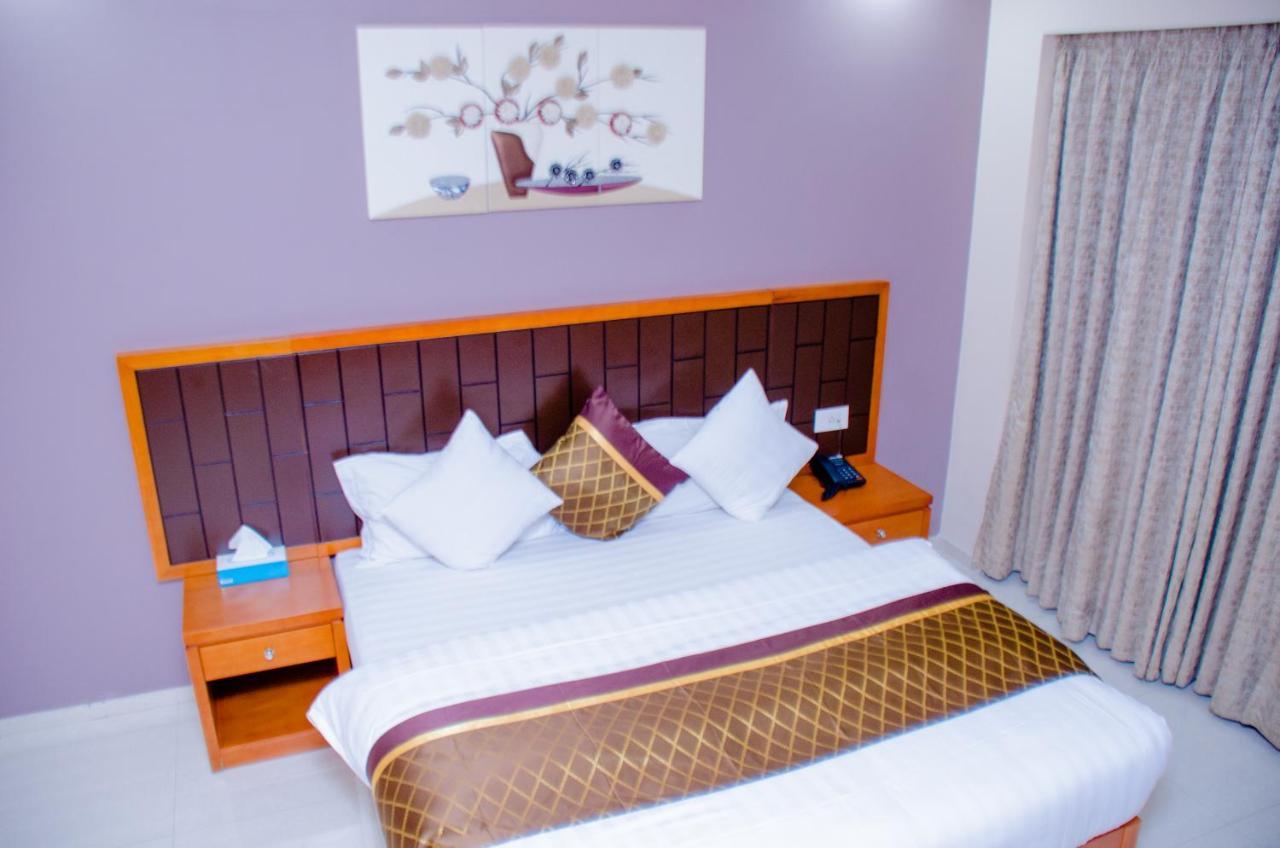 Hotel Platinum Kinshasa Exterior foto