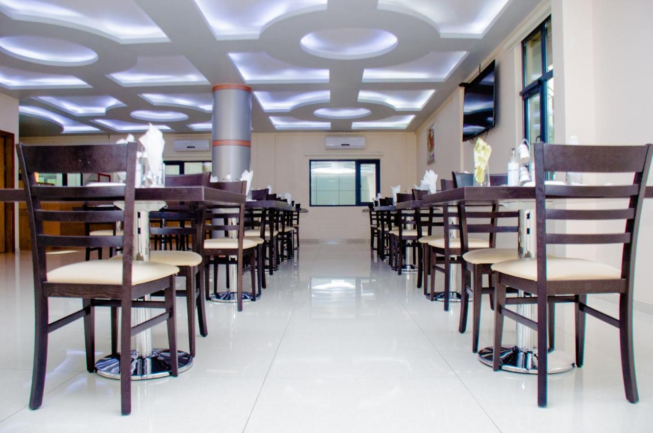 Hotel Platinum Kinshasa Exterior foto